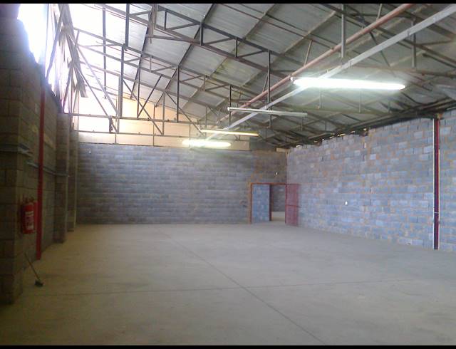 Industrial property to rent in HERIOTDALE